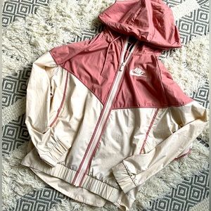 Nike Windbreaker‼️